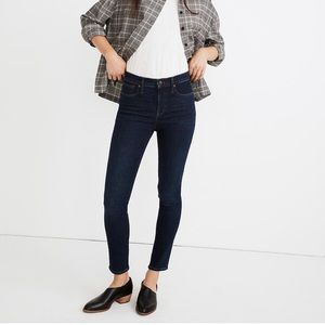 Madewell 💕 NWOT 9” Skinnies in Orland Wash